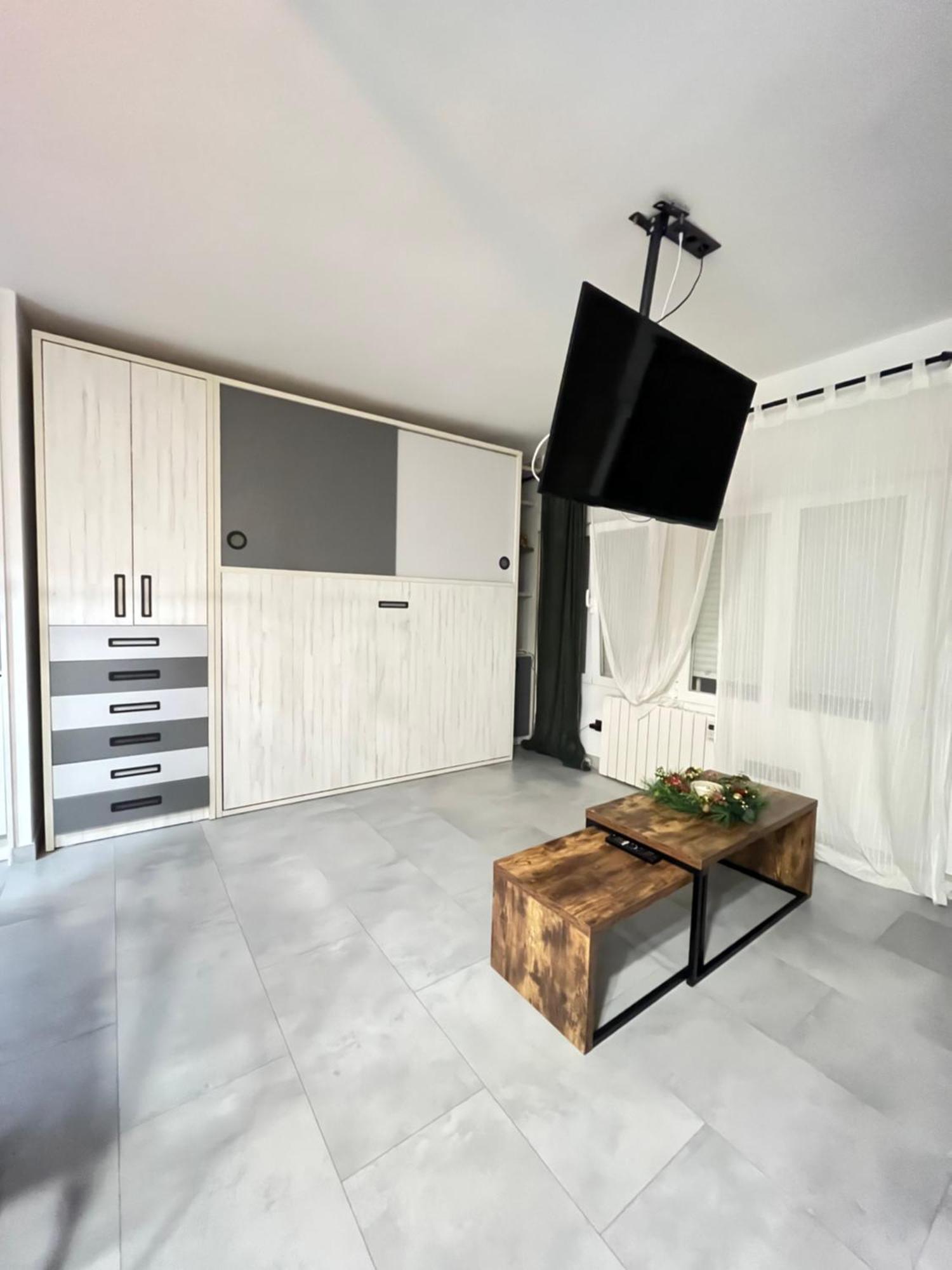 Centrico, Luminoso Y Equipado Apartment Madrid Exterior foto